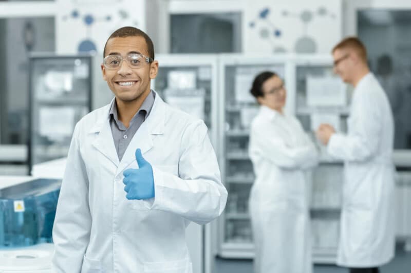 UK boffin bait lands 18 international researchers