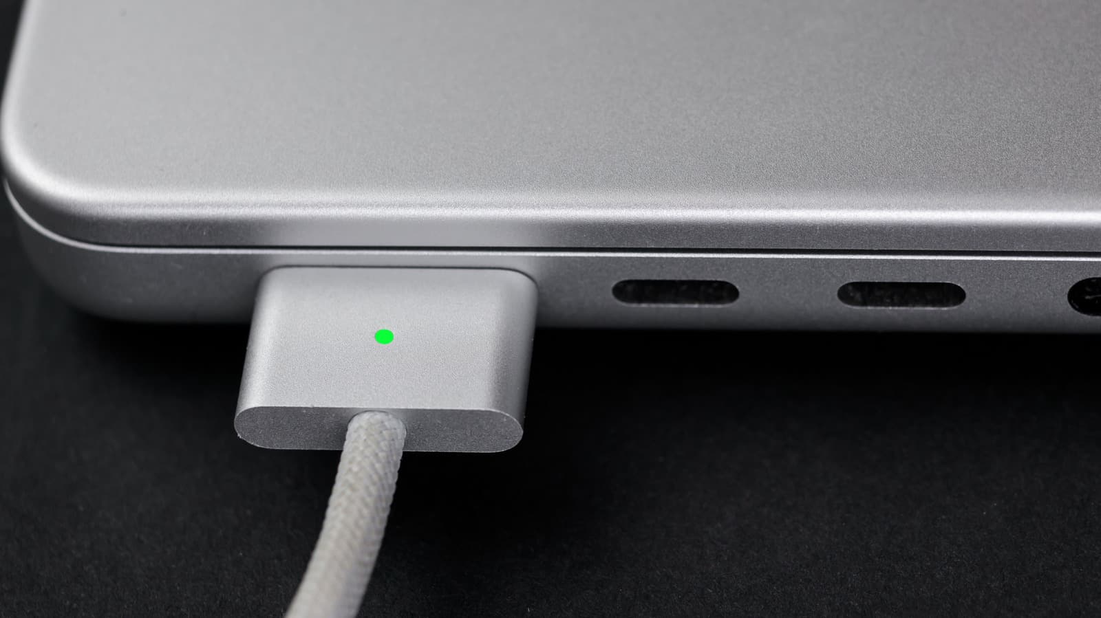 MagSafe vs. USB-C: Which is better for charging your MacBook?