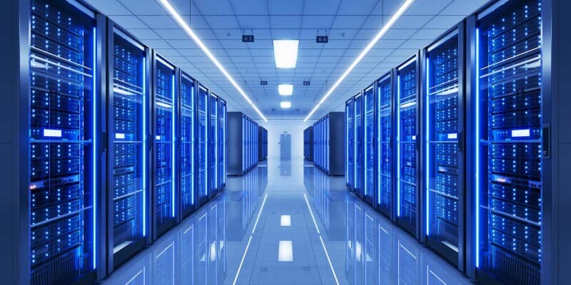 Datacenter developers want your backyard. FAS says negotiate harder